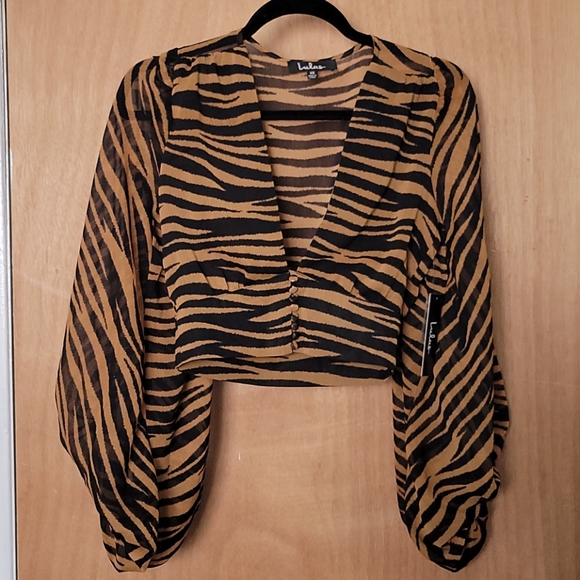 Lulus Tops - Lulu's Tiger Print Crop Top